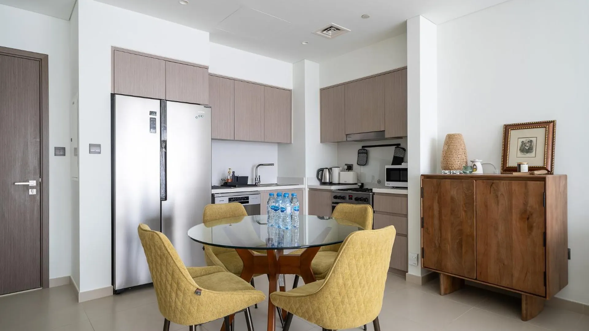 Act Towers 2 Bedrooms Dubai Apartment