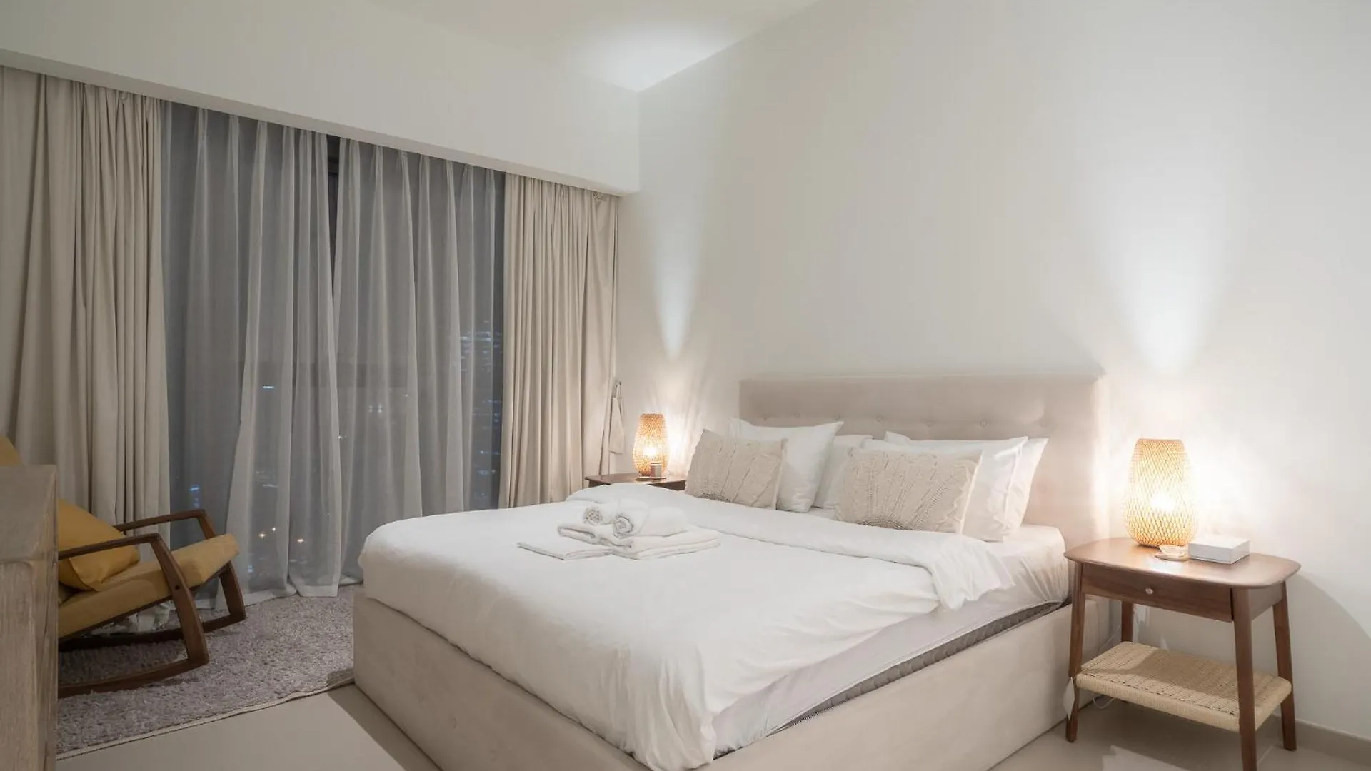 Apartment Act Towers 2 Bedrooms Dubai